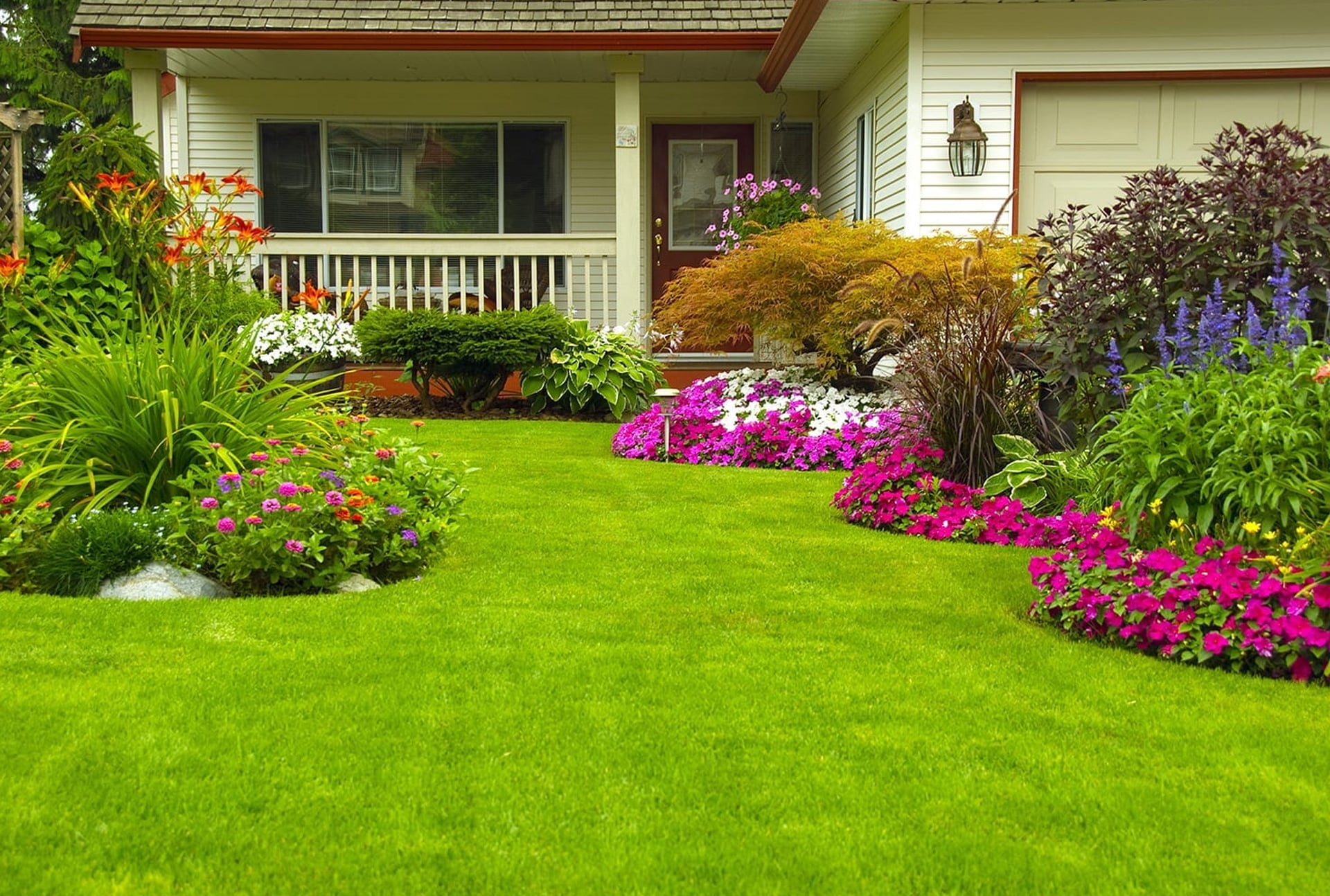 Seasonal yard cleanup